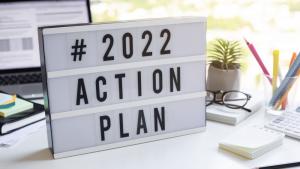 2022 година