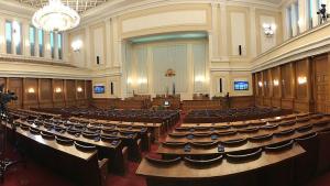 Парламентът ще заседава извънредно на 22 февруари вторник Това обяви