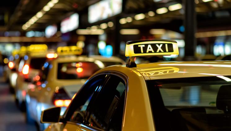 такси - РАЗВРЪЗКА: Бакшишът беглец изгоря, стъжни му се!