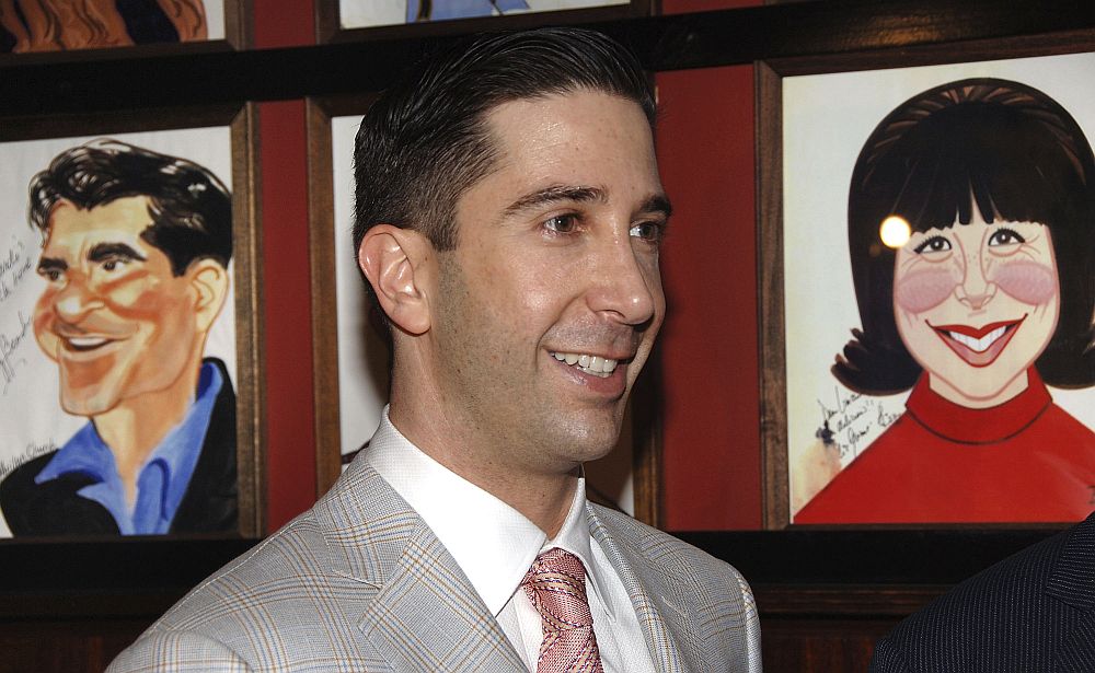 Дейвид Шуимър или просто Рос от любимите ни "Приятели"