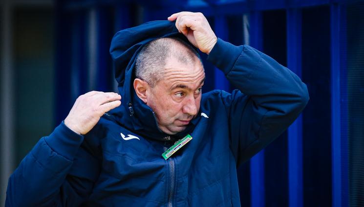 Стоилов - Мъри Стоилов преди мача с Берое: Левски е полумъртъв финансово и полужив игрово