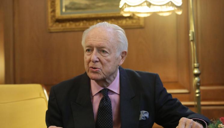 Княз Никита Лобанов Ростовски - Княз Никита Лобанов-Ростовски пред Телеграф: Ченгетата още ме следят. Мразя комунистическия режим и ДС, те убиха баща ми