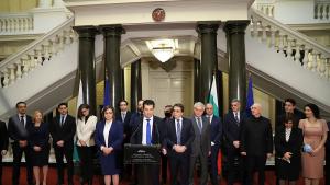 Българското правителство на министър председателя Кирил Петков падна при вот на