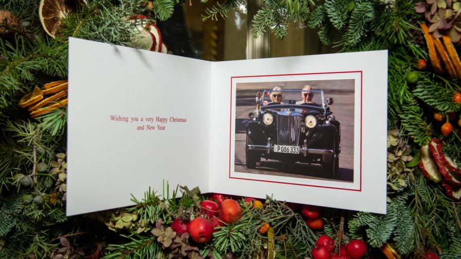 Коледната картичка на принц Чарлз и херцогиня Камила през 2019 г.