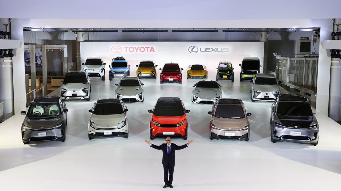 Toyota Lexus електромобили