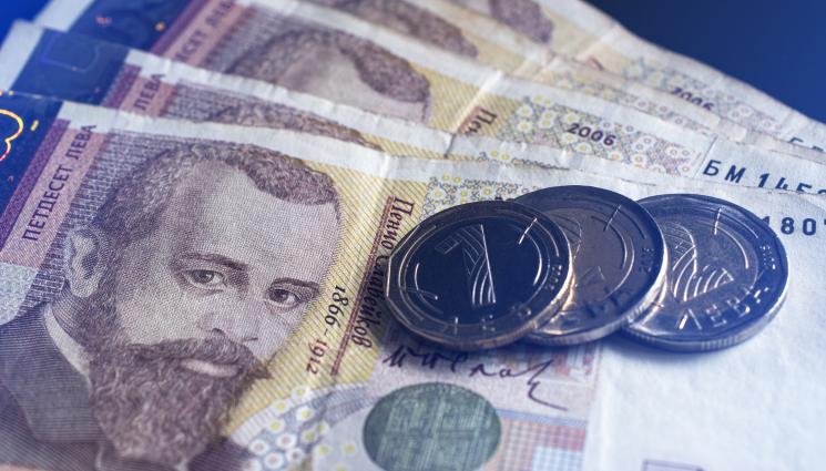 Пари - СПОРЕД  НОИ: Средният осигурителен доход за България през октомври е 1180,40 лева