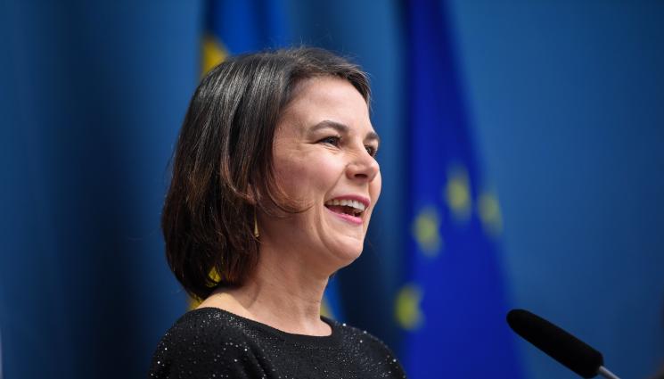 Аналена Бербок - Германия осъди килър на Кремъл на доживотен затвор, Берлин гони руски дипломати