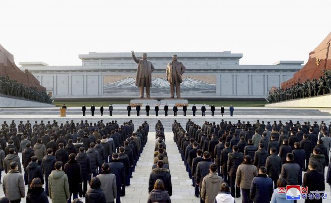 Северна Корея забрани на хората да се смеят 11 дни