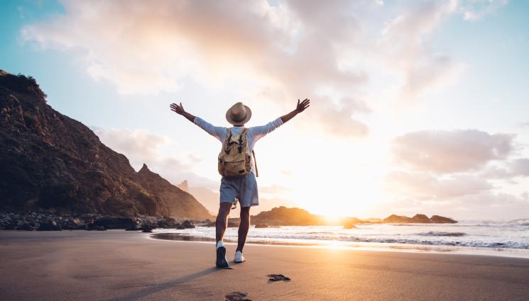 щастие - 55% от българите са били щастливи през 2021 г., а над 70% са на мнение, че годината е била лоша за страната ни