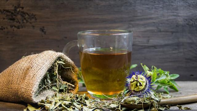 Чаят спасява англичаните през 18 век 