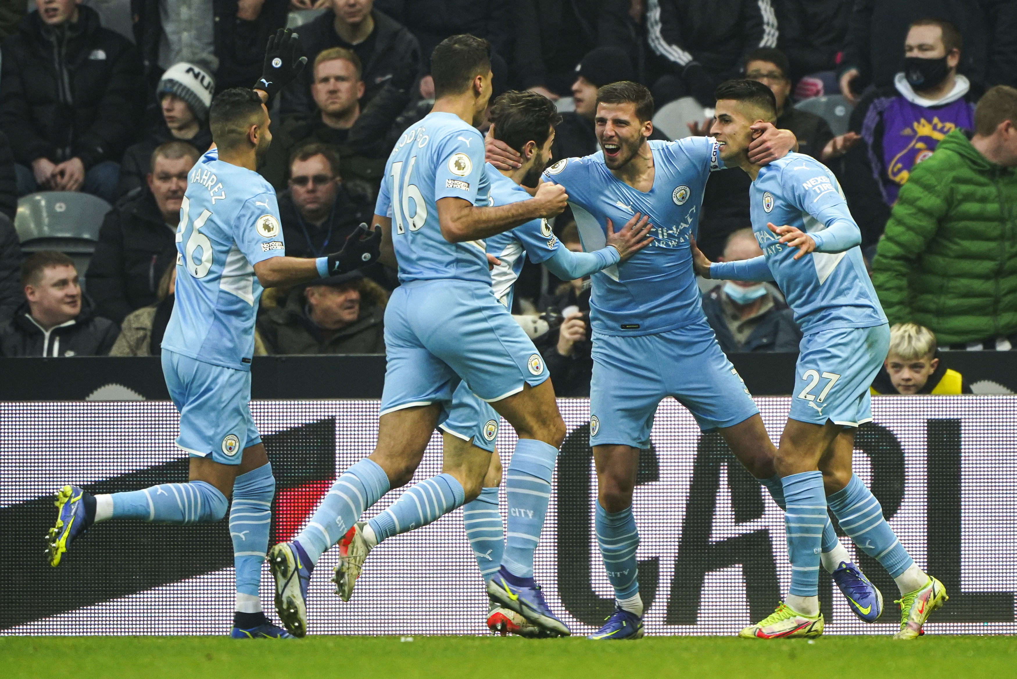 Нюкасъл Манчестър Сити