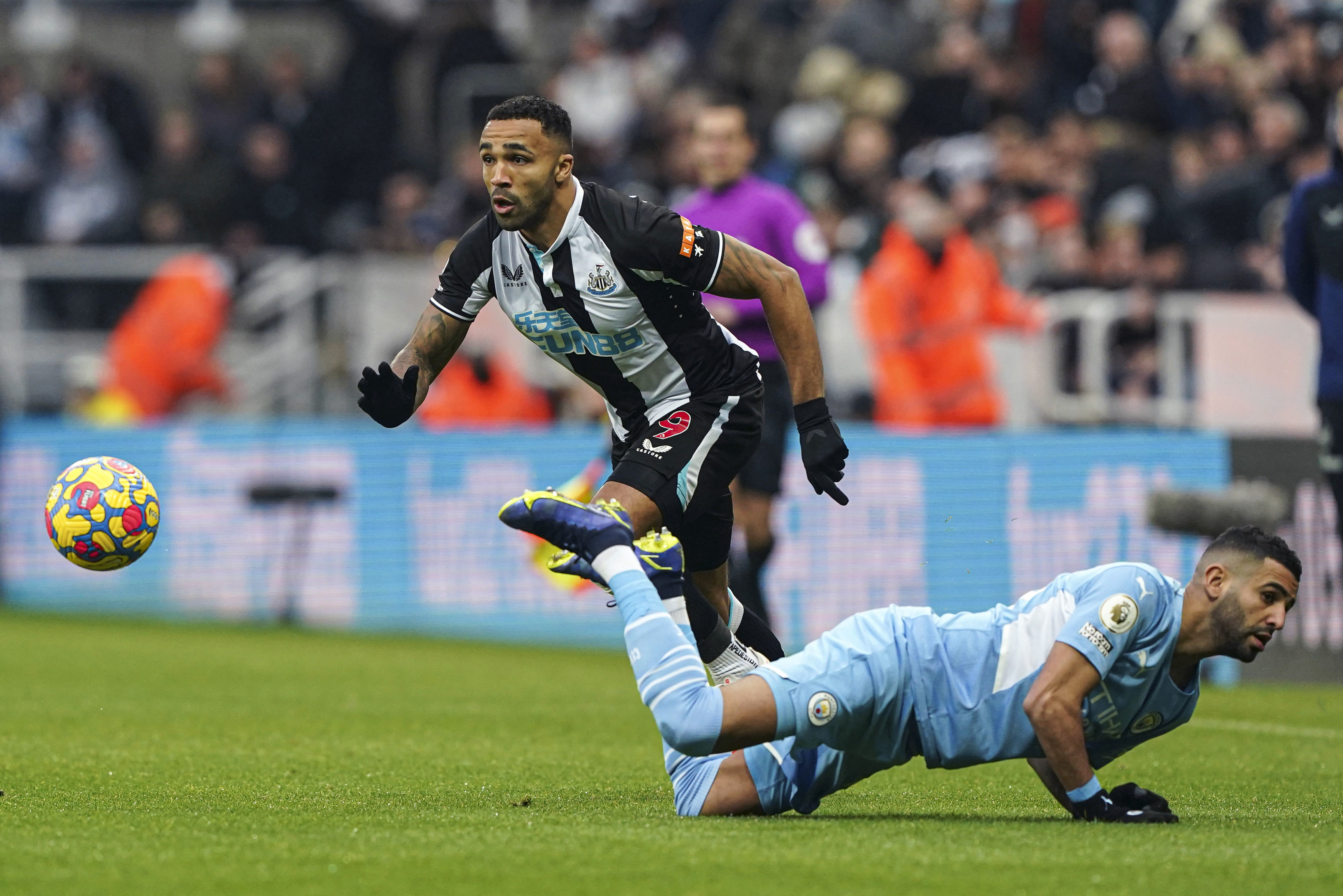 Нюкасъл Манчестър Сити