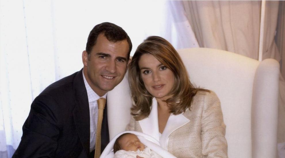 Коледните картички на испанското кралско семейство през годините (СНИМКИ)