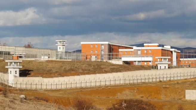  Затворът в Гниляне, Косово 
