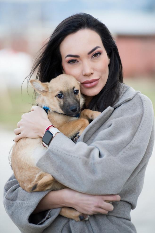  Лора Георгиева 