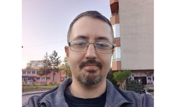 математик Лъчезар Томов - Математикът д-р Лъчезар Томов пред Телеграф:  По-дълга зимна ваканция е мярка срещу Омикрон