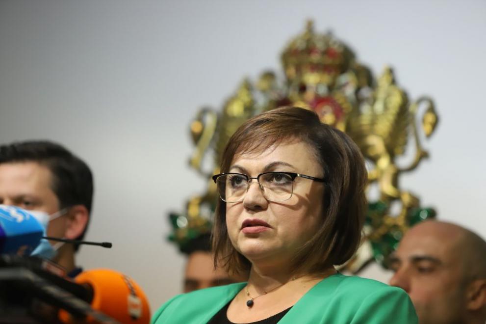  Корнелия Нинова 