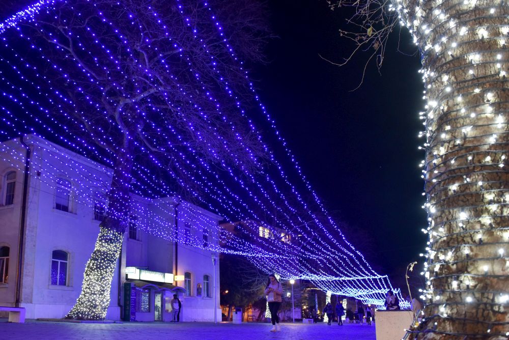 Варна е окъпана в светлини