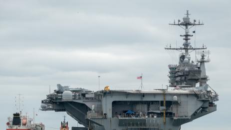 американският самолетоносач Хари Труман