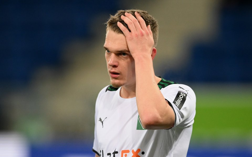 Германският национал Матиас Гинтер заяви в сряда, че ще напусне