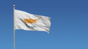 Кипър флаг