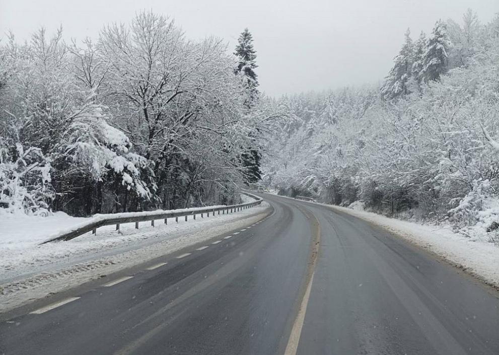  зима сняг пътища 