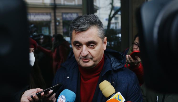Кирил Добрев - Официално: Кирил Добрев аут от БСП