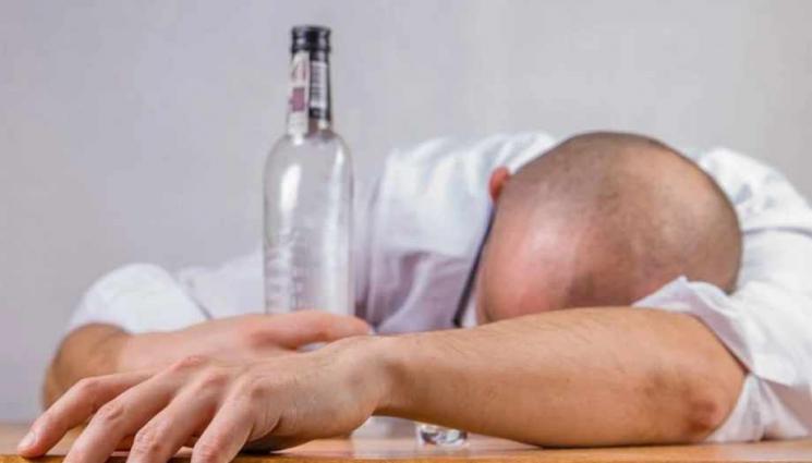 махмурлук - Как да преборим махмурлука след тежък новогодишен запой?