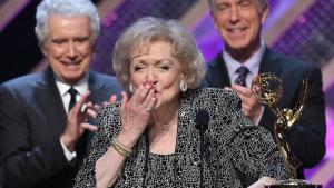 Популярната американска комедийна актриса Бети Уайт почина на 99 годишна възраст Тъжната