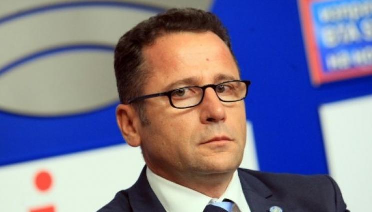 Скендер Сила - Д-р Скендер Сила от СЗО: 2022 г. трябва да бъде краят на пандемията на COVID-19