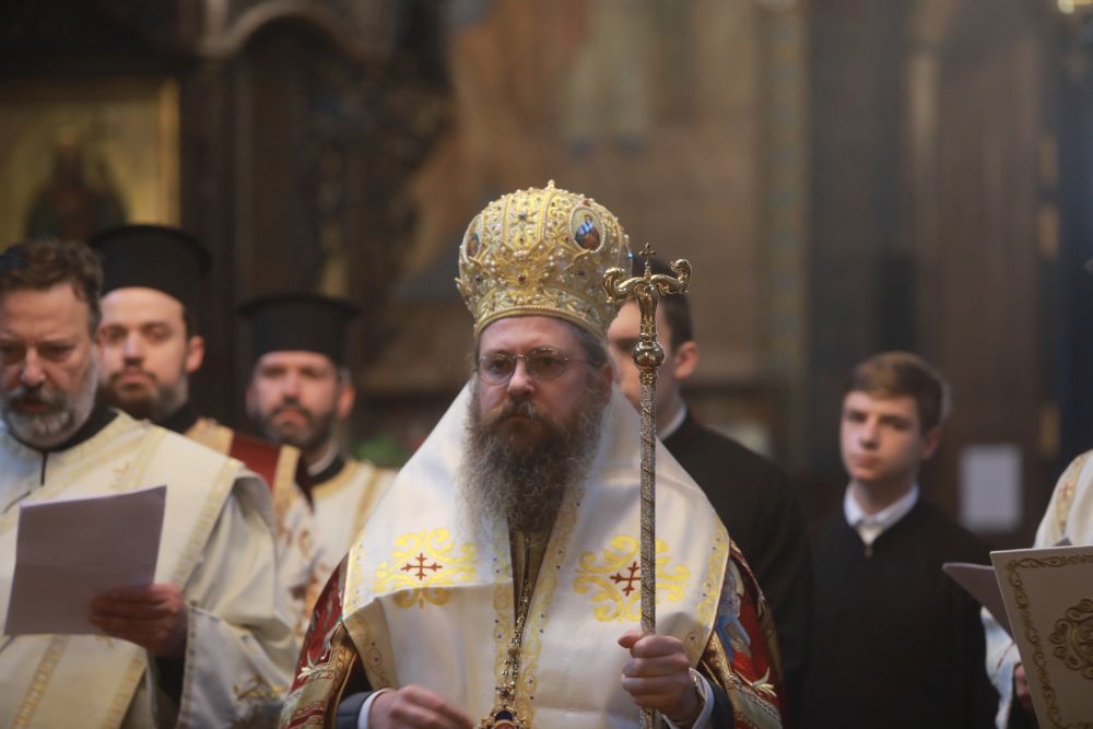 В митрополитския храм "Света Неделя" беше отслужен благодарствен молебен в памет на загиналите воини
