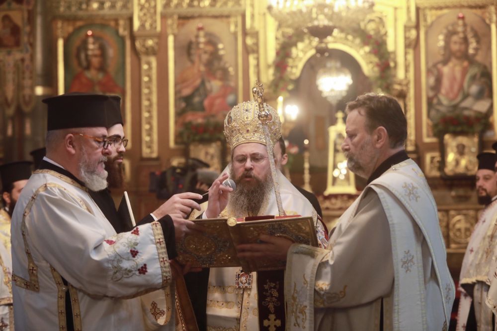 В митрополитския храм "Света Неделя" беше отслужен благодарствен молебен в памет на загиналите воини