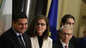 Министърът на външните работи Теодора Генчовска е дала положителен резултат