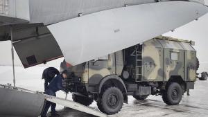 Русия изпрати свои военни в Казахстан съобщиха днес руски държавни