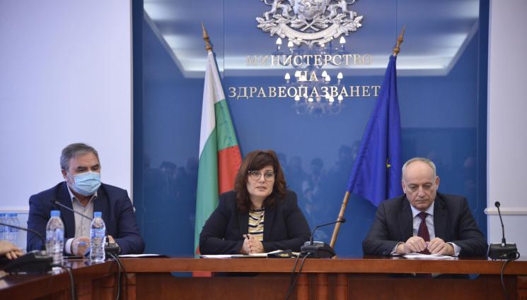 Заседание пандемичен съвет - След заседанието на пандемичния комитет: Предлагат намаляване на срока на карантината