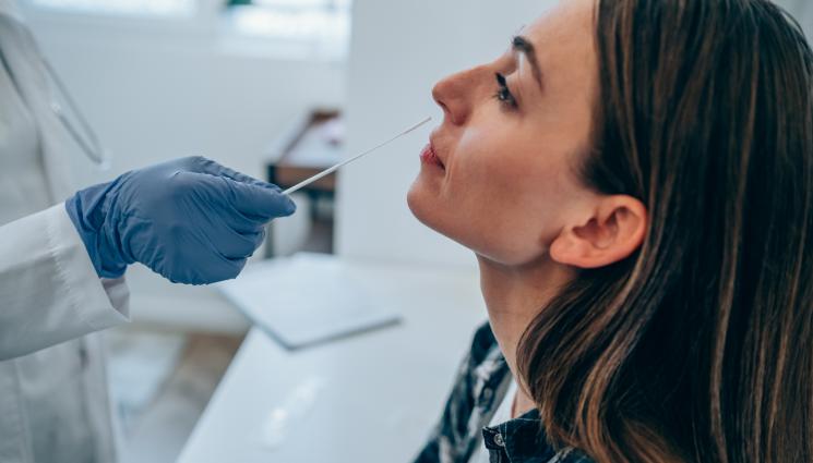 мерки - Хотелиери и туроператори на бунт срещу тестовете