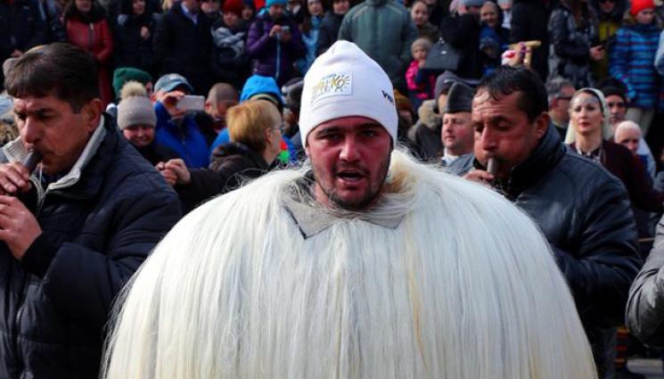 Уикенд - УИКЕНД: Калоферска коза вкарва банскалия в Гинес