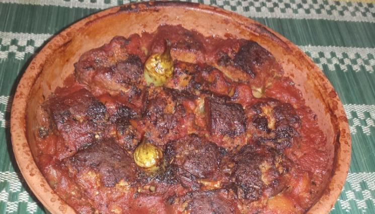 кулинар - Вашите рецепти: Тавче гравче с наденица, да си оближеш пръстите