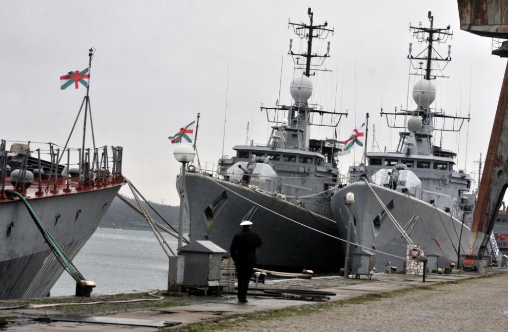 Две военноморски бази във Варна и Бургас заменят досегашните пунктове за базиране