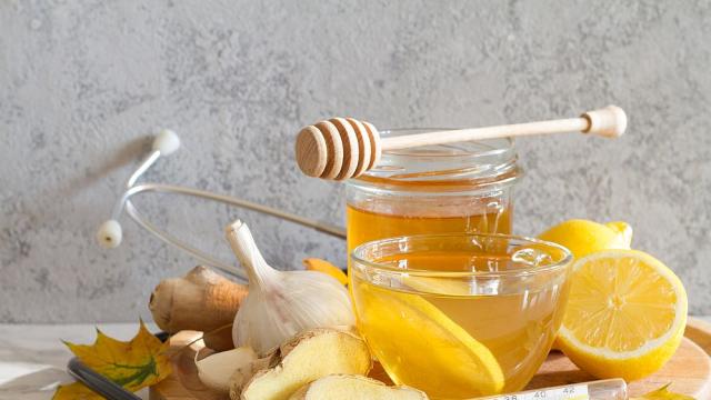 Медът губи част от полезните си свойства при загряване