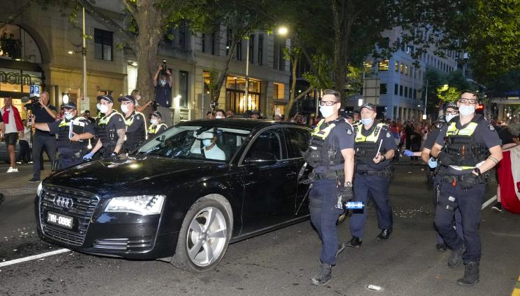 Джокович - Военно положение в Австралия, Джокович ще говори за скандала (ВИДЕО)