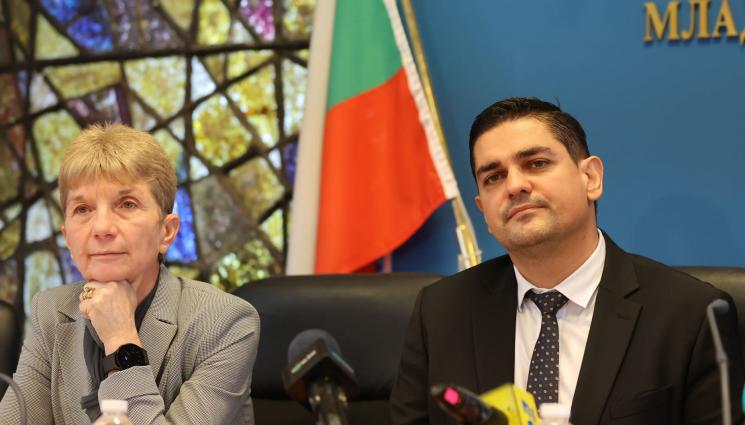 Радостин Василев - Министърът на спорта обяви как ще се разпределят парите за елитен спорт тази година