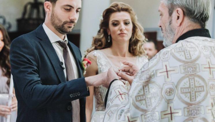 вяра - ВЯРА: Доскоро само жените  носеха венчална халка