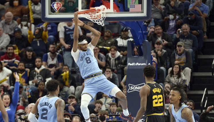 НБА - Мемфис с десета поредна победа, удари и Голдън Стейт