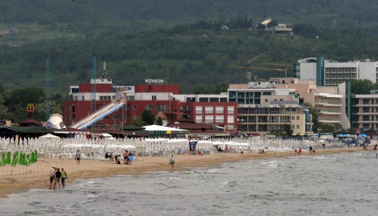 Хотелиери - Заради помощта за туризма от 30 млн. лв.: Хотелиери във война с туроператорите