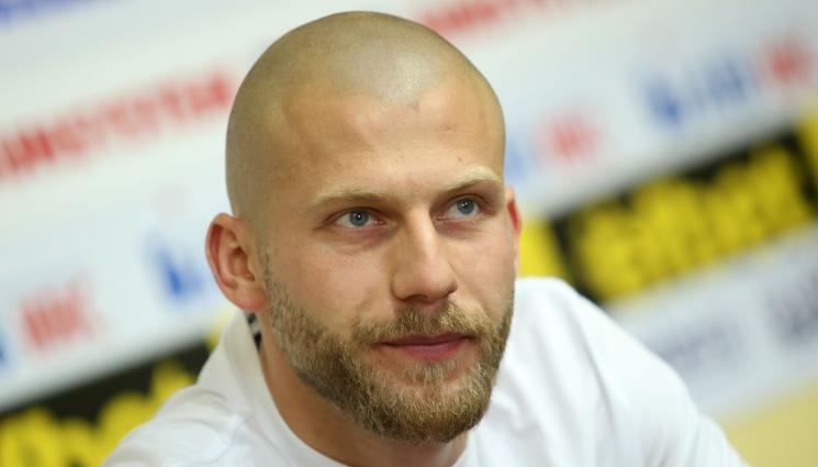 Реян Даскалов - Кризата за пари в Берое насочва халфа Реян Даскалов към ЦСКА 1948