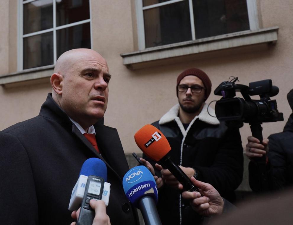Главният прокурор на Република България внесе в Конституционния съд (КС)