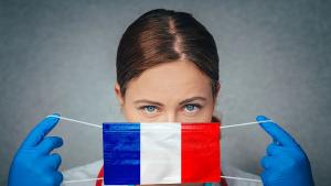 Френски административен съд суспендира заповед за носене на маските по