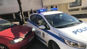 Пиян мъж удари полицейска кола в Казанлък До сблъсъкът се