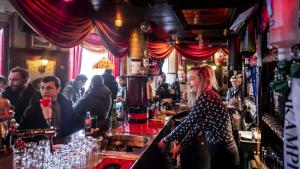 Нидерландия бар